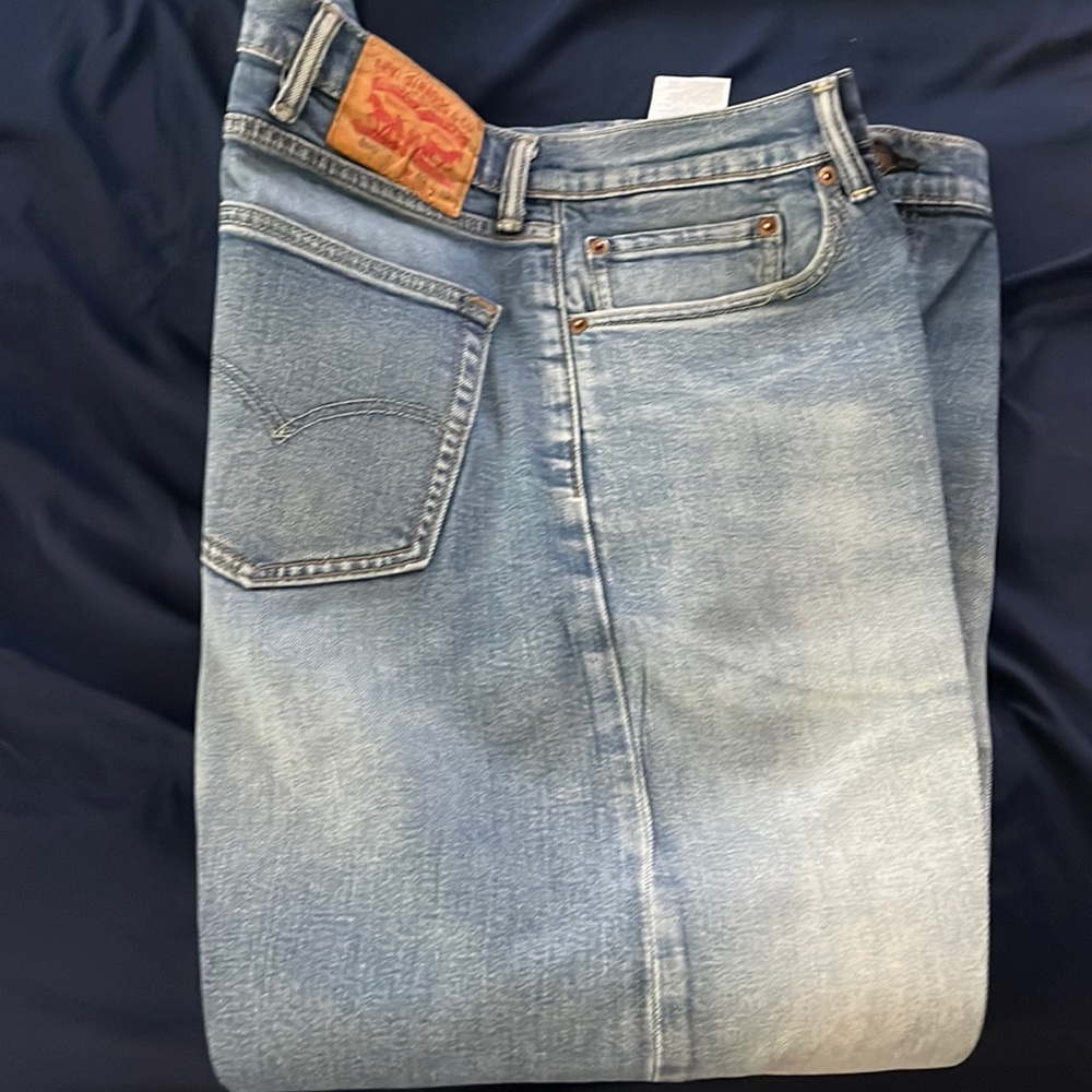 Levi jeans